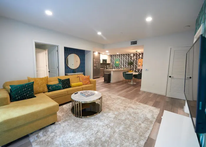 Cozy Apartment 2Br Sleeps 6