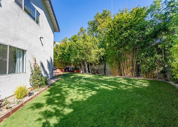 Tranquil Getaway Retreat Sleeps 8 Guest Home