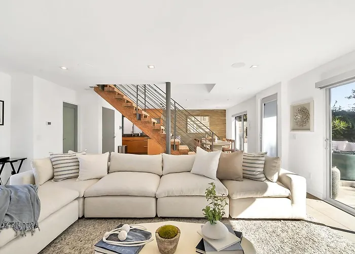 Cheerful 4Bedrooms 2.5Bath Villa Venice Beach Ca
