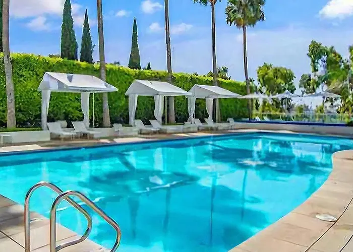 Del Rey Apartment Homes