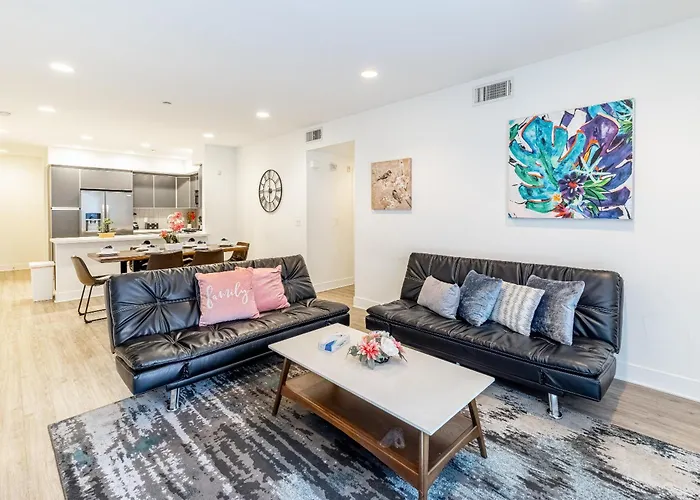 Hollywood Furnished Apartments