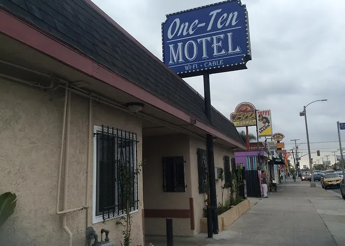 One Ten Motel