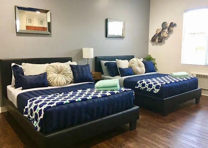 Cozy Getaway Studio In Hollywood Area