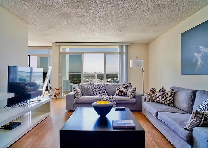 Seabreeze Penthouse Style With Astonishing View