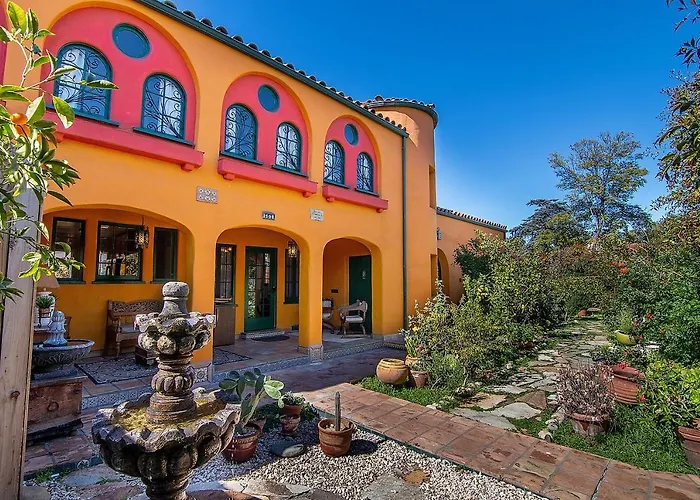 Prime Location Three Bedroom Beautiful Villa
