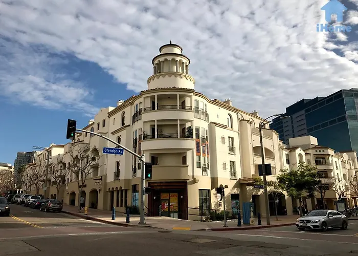 Low Price & Pool Open Walk To Ucla Free Parking B1