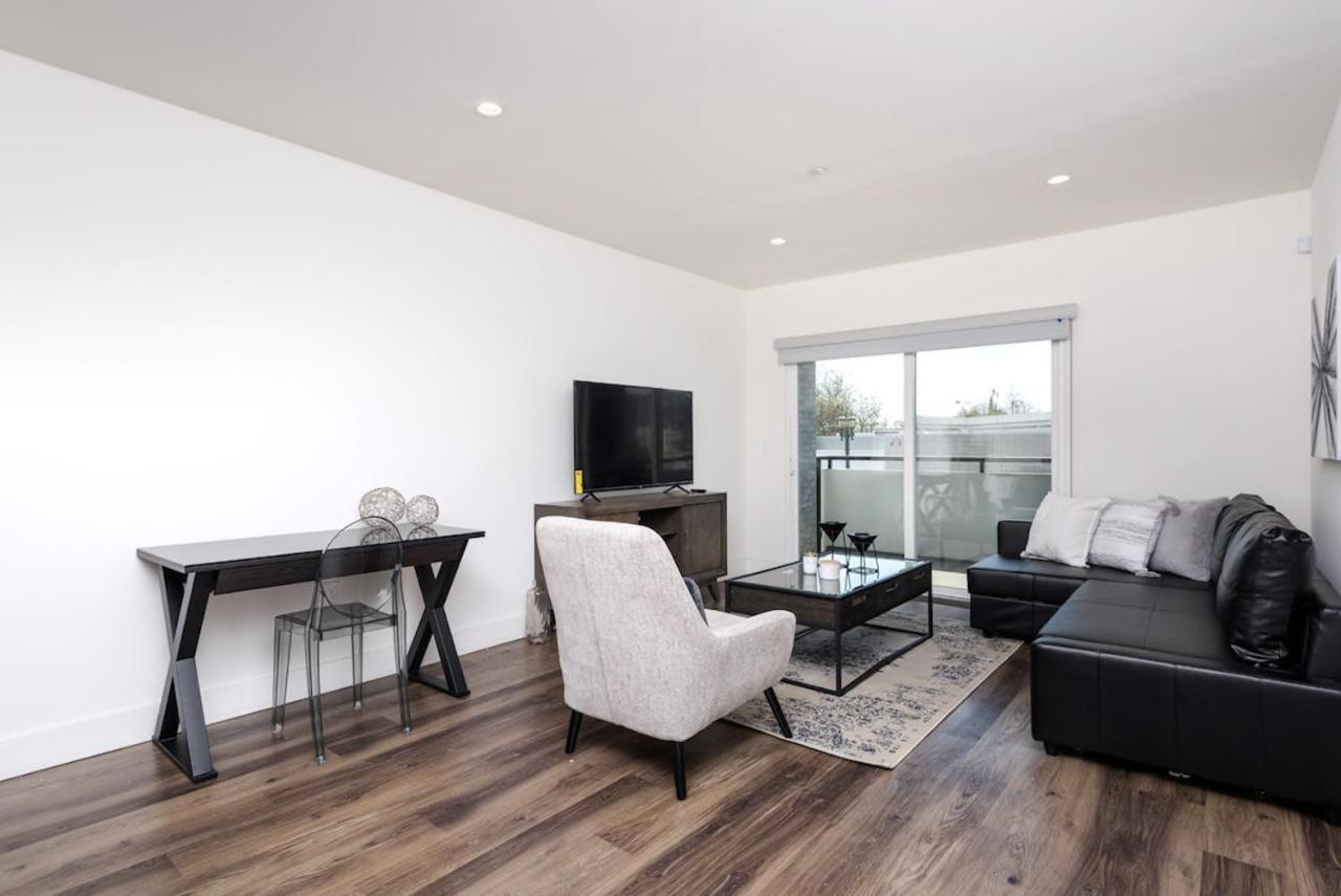 Deluxe Suites | Free Parking | 2br&2bt