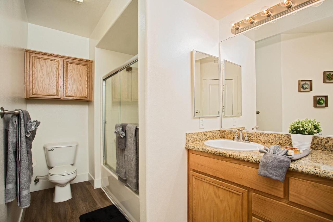 Westwood Luxury Suites *