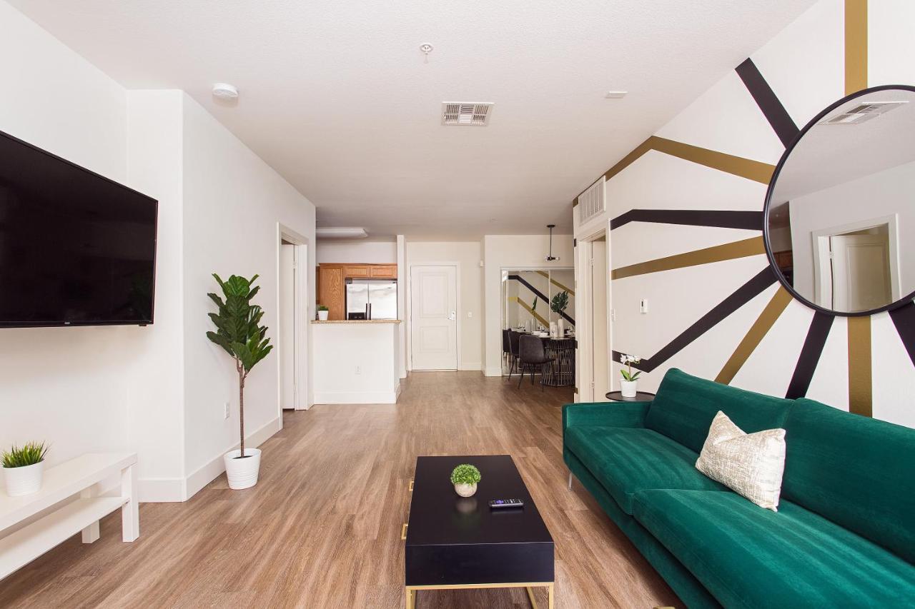 Westwood Luxury Suites Aparthotel