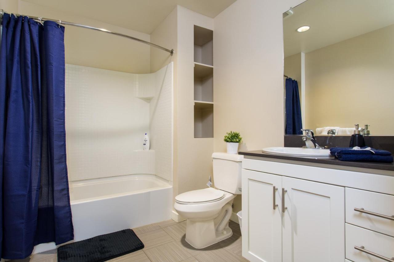 Hollywood Ultimate Suites Aparthotel