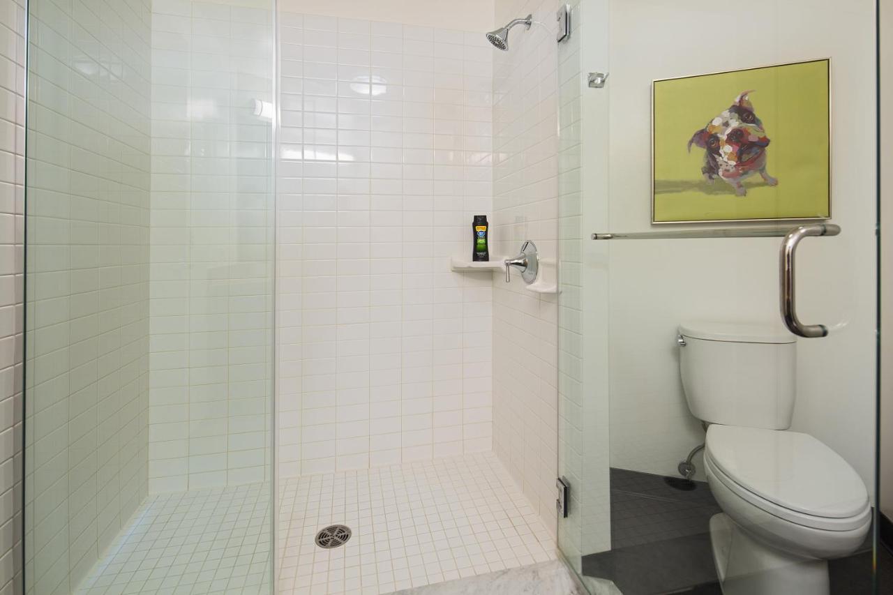 Downtown La Luxury Suites *