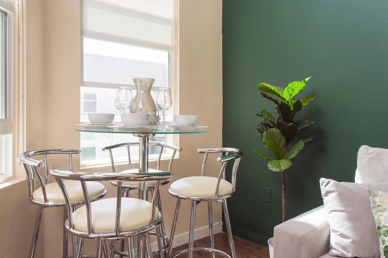 Downtown La Luxury Suites Aparthotel *