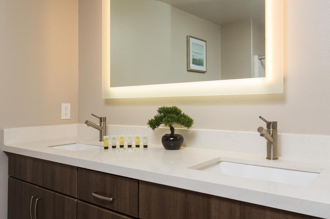 Downtown La Luxury Suites Aparthotel