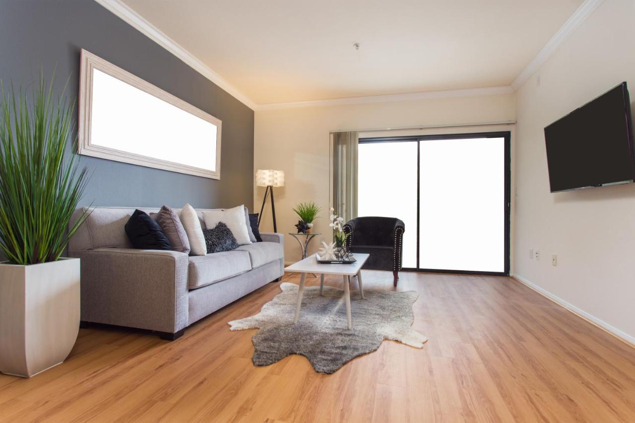 Aparthotel Downtown La Stylish *