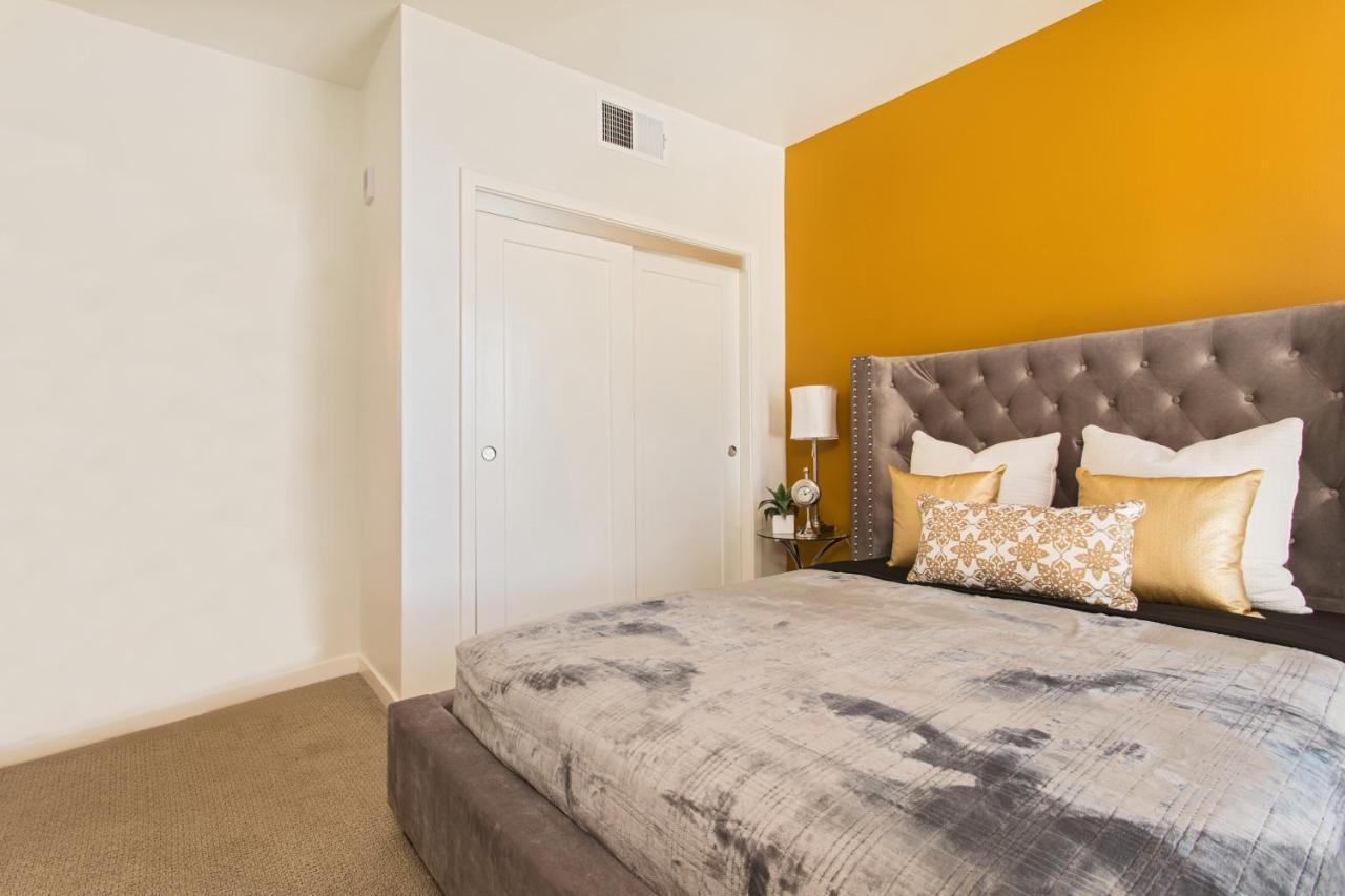 Aparthotel Hollywood Ultimate Suites *