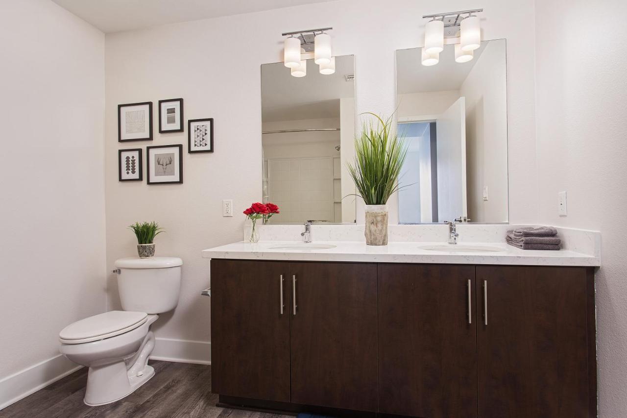 Aparthotel Hollywood Ultimate Suites