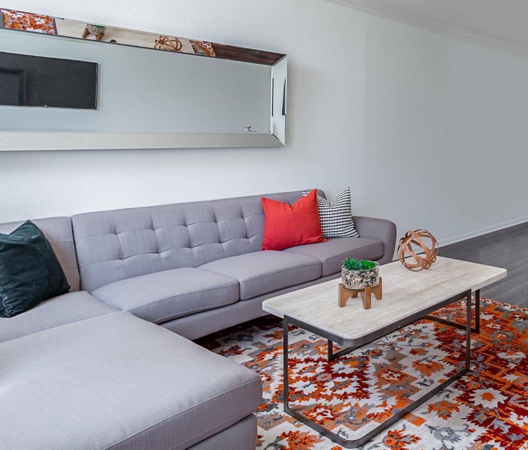 Aparthotel Hollywood Ultimate Suites