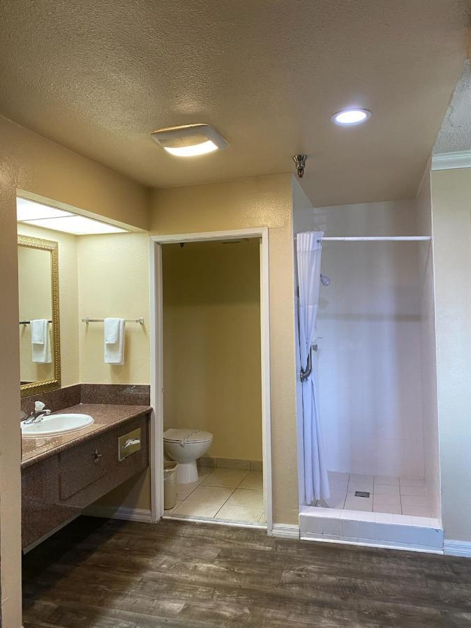 Hotel Travelodge By Wyndham Chatsworth
