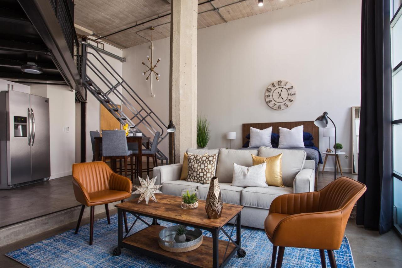 Hollywood Luxury Lofts *