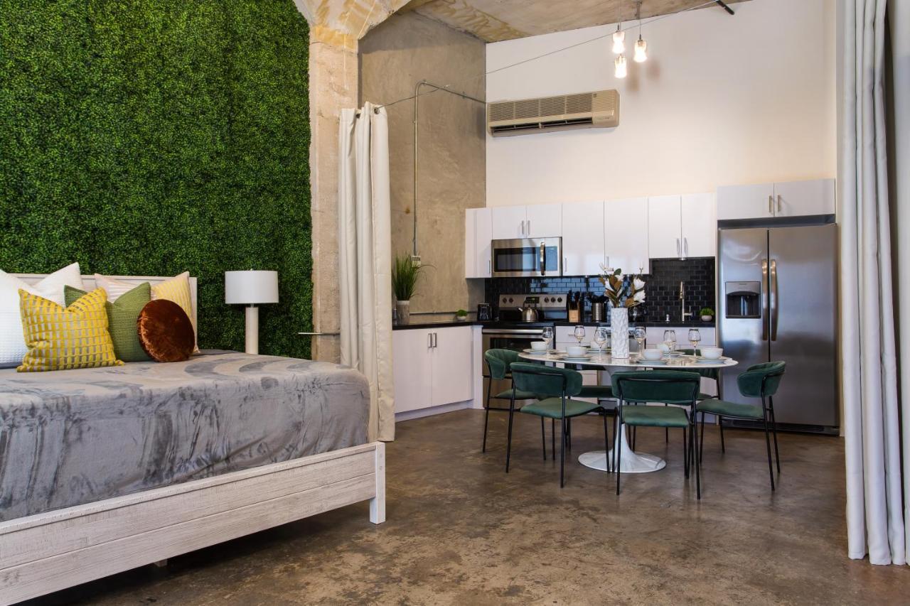 Hollywood Luxury Lofts Aparthotel