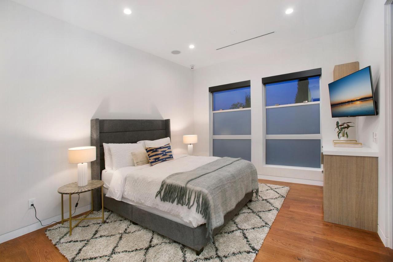 G Villa Los Angeles