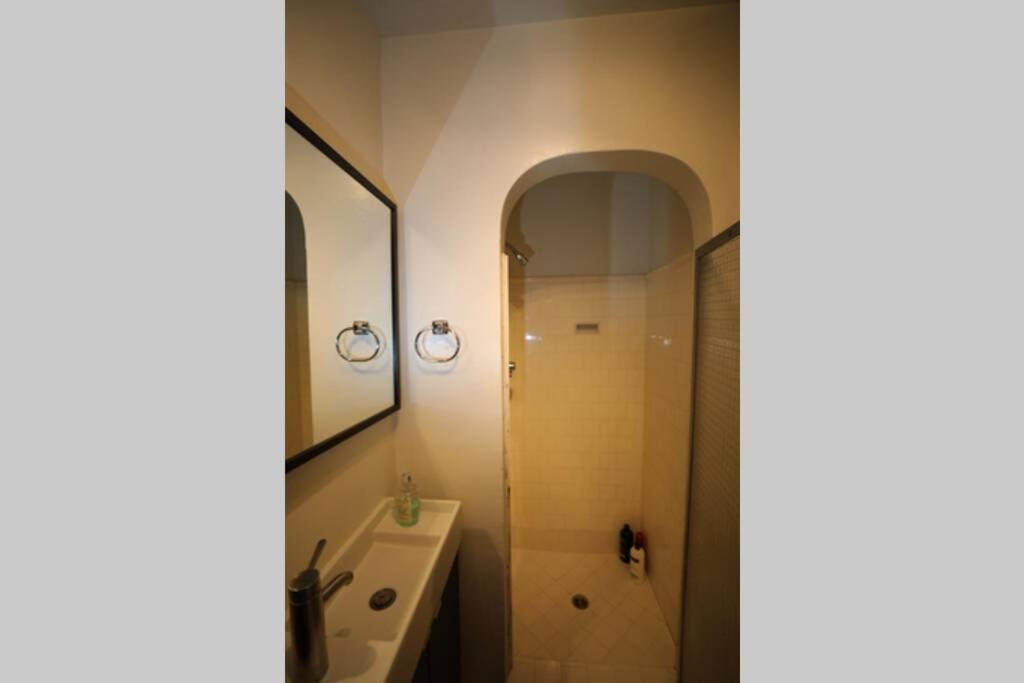 Beautiful Renovated 3bd 2ba Unit Near The Beverly Center, Beverly Hills Adjacent * Los Angeles