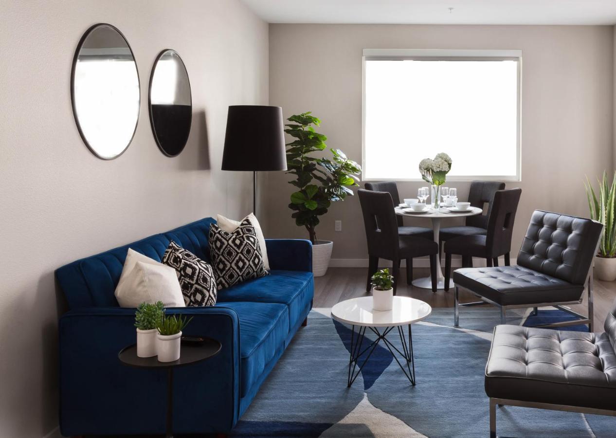 La Premium Suites *