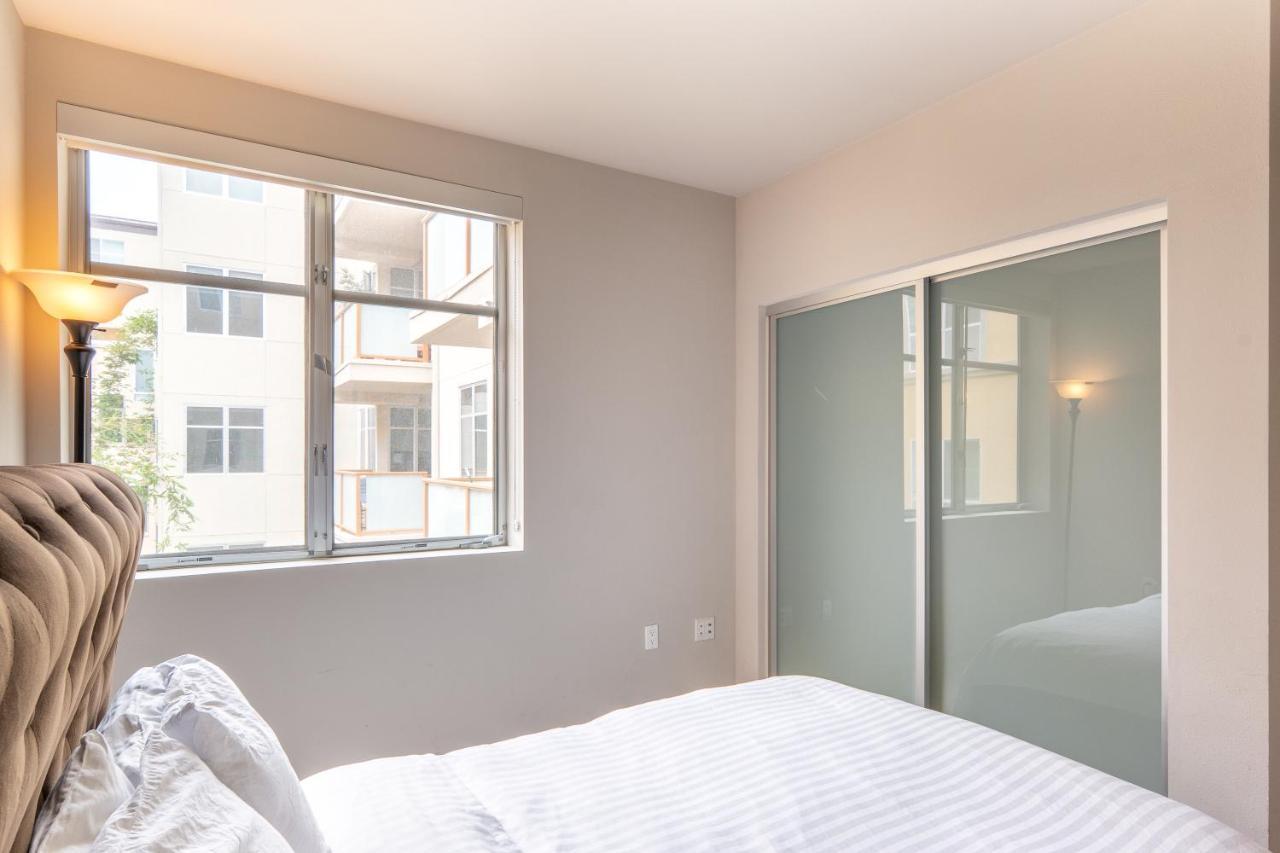 Business Traveler - Downtown Santa Monica * Los Angeles