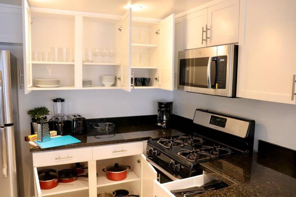 Apartamento Heart Of West Hollywood Modern 2 Bedroom 2 Bath