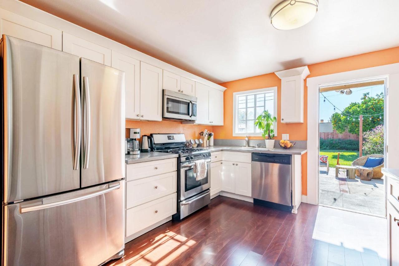 Beautifully Decorated Leimert Park Close To Usc And Lax Holiday home Los Angeles