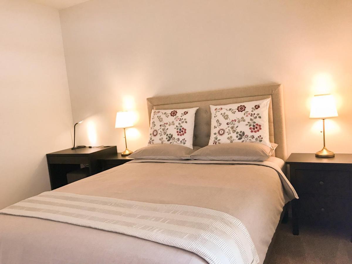 Perfect Near Ucla W Parking Gym Pool Wifi In Westwood B3 Apartment *