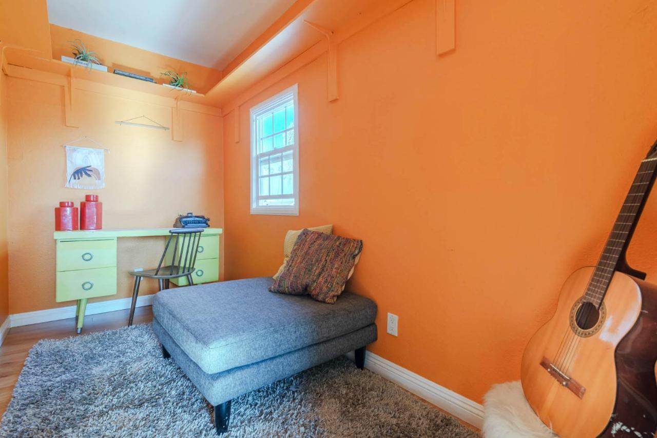 Holiday home Beautifully Decorated Leimert Park Close To Usc And Lax *