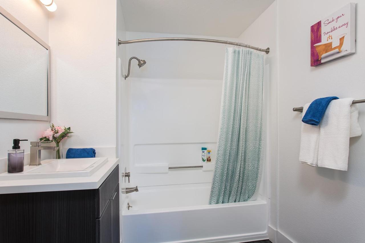 Hollywood Stay Aparthotel
