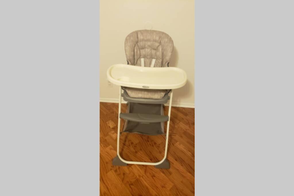 Lovely 2 Bedroom Near The Heart Of Hollywood Los Angeles
