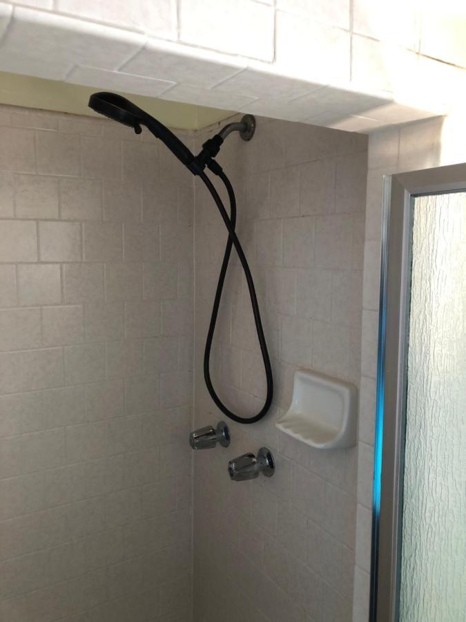 Private Entrance In The South Bay *