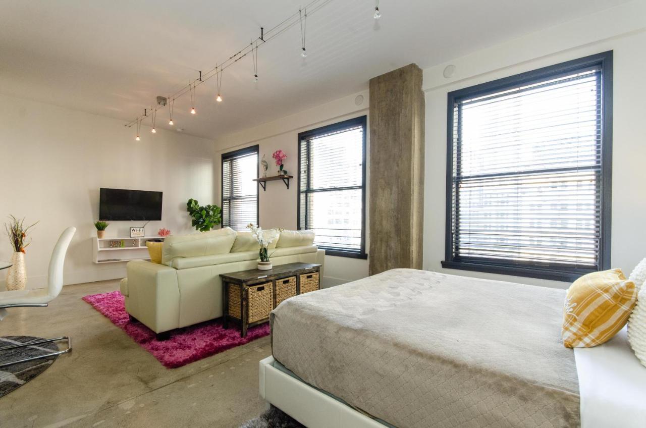 Fully Furnished Loft In Dtla Fashion District *
