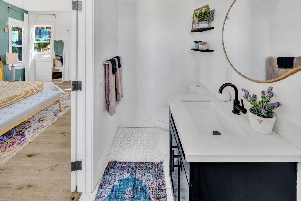 Casa de férias Charming Spanish Mid-century Gem Near Lax/beaches Los Angeles