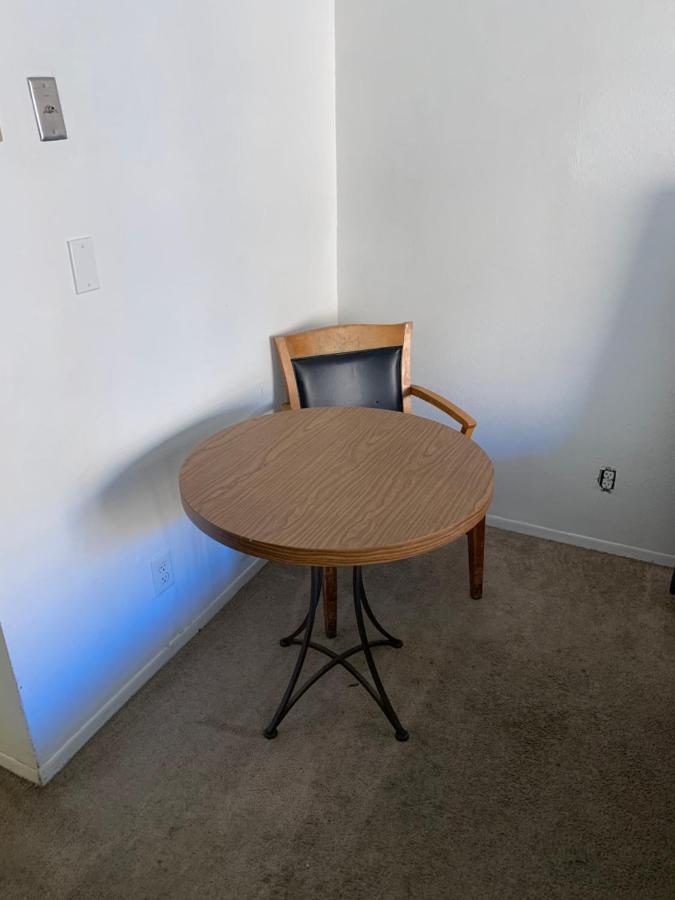 Large With Walk In Closet- C18 Hotel 3*