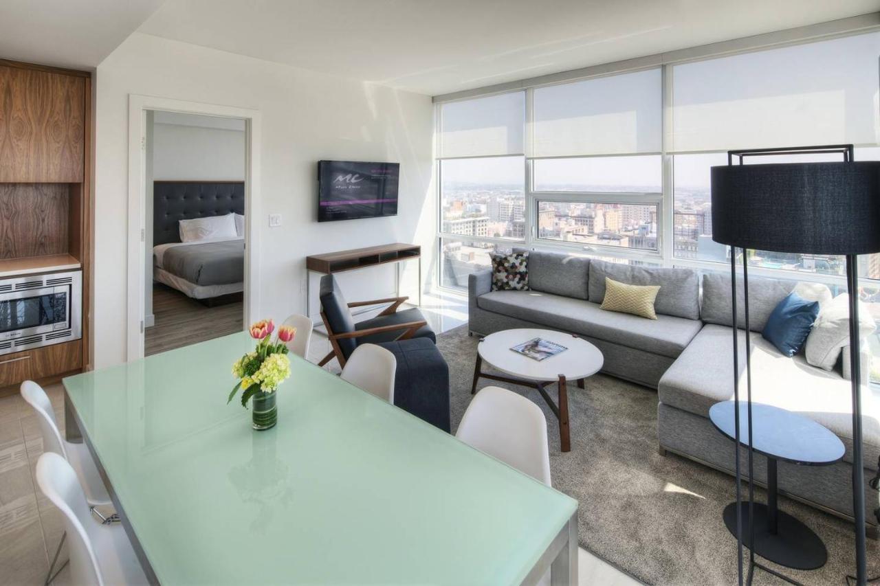 Apartment Luxury Highrise Living Downtown La