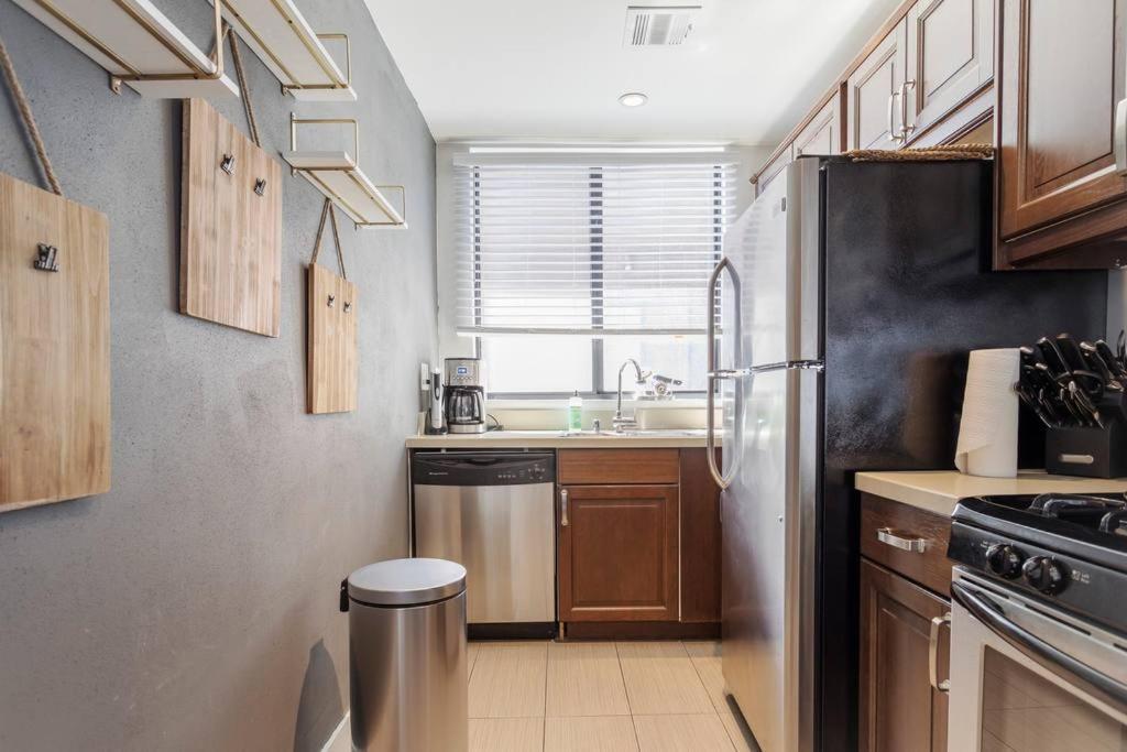Los Angeles Rentals * Los Angeles
