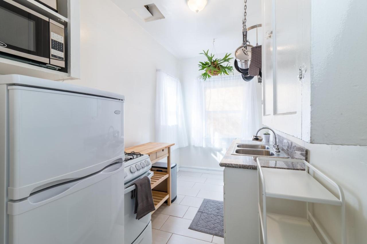 Sunny Boho Chic West Hollywood Flat! Apartment *
