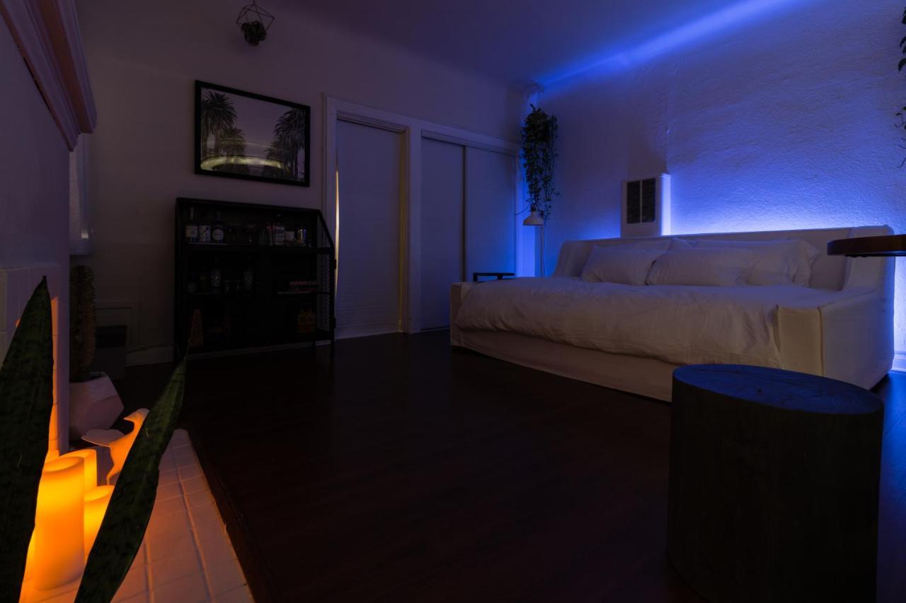 Sunny Boho Chic West Hollywood Flat! Apartment Los Angeles