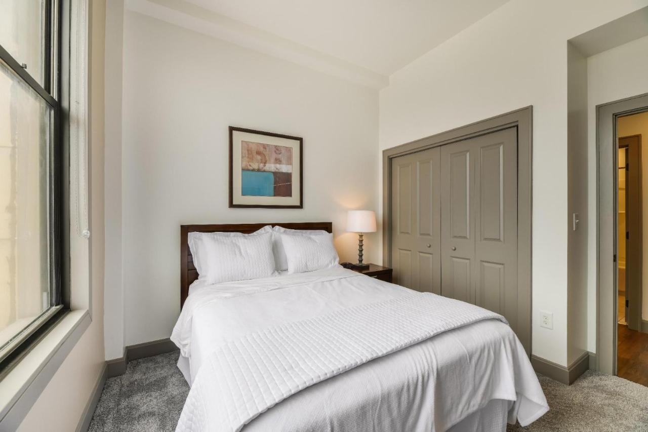 Grand Park La 30 Day Stays *