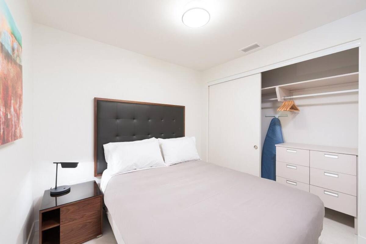 Luxurious Highrise 2b 2b Heart Of Downtown La Apartment Los Angeles