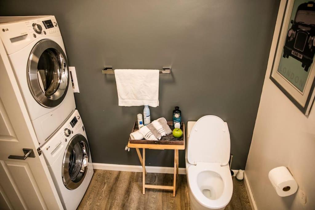 Secluded 2br 2ba Unit Near & Dtla *
