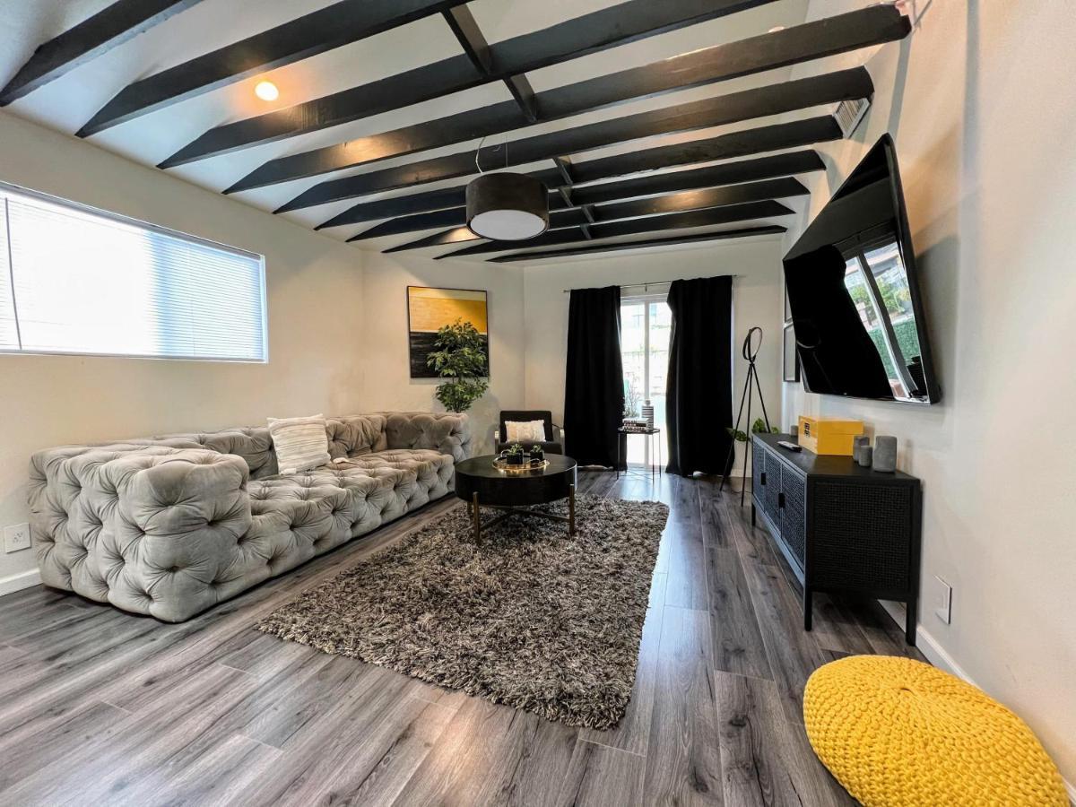 Memorable Renovated 1br Unit By The Pool Casa de férias