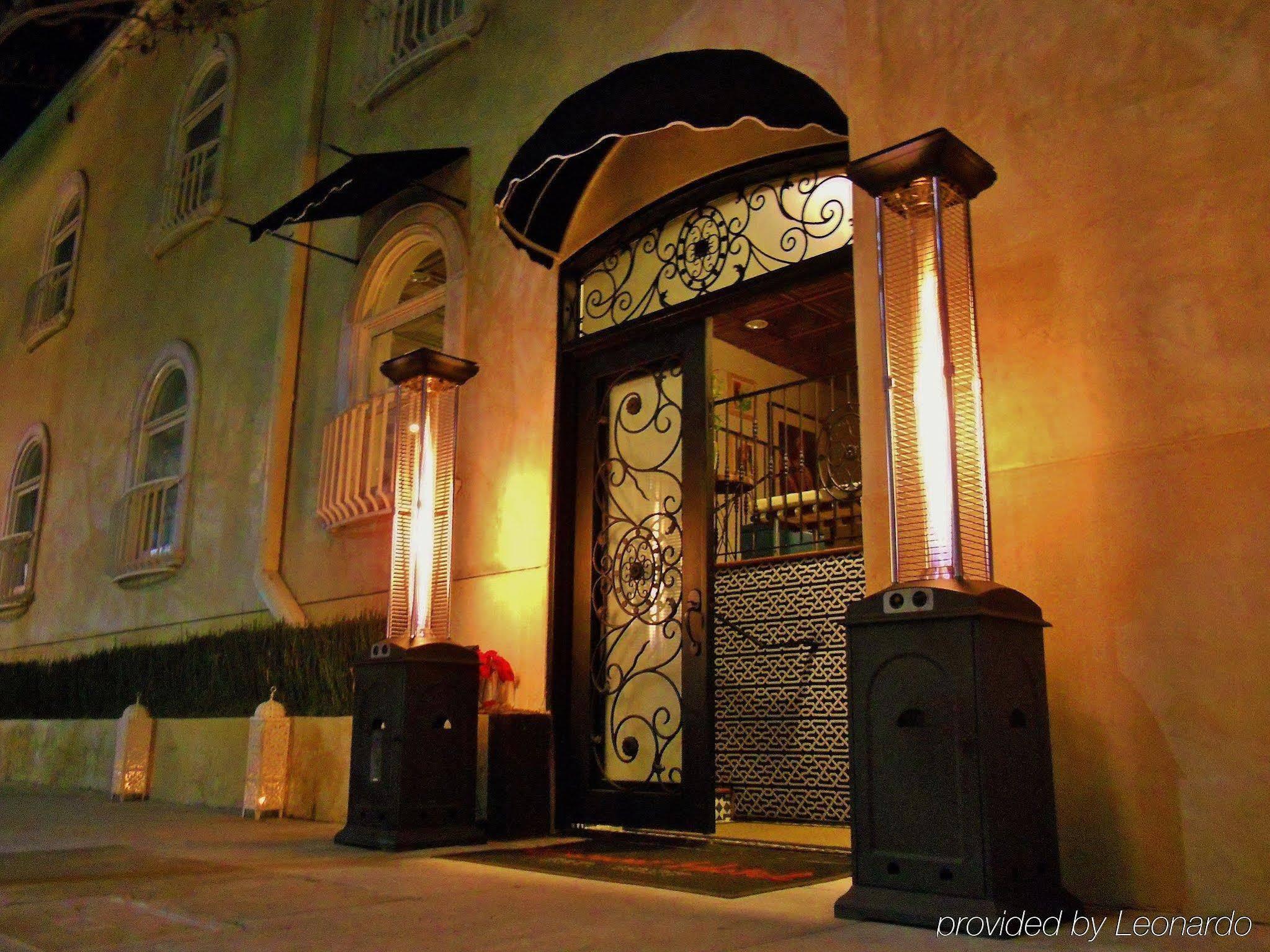The Crescent Hotel Beverly Hills, Sonder Hotel 4*