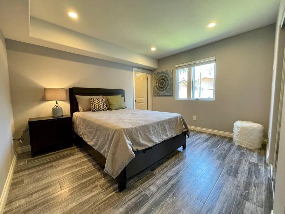 Newly Built Townhouse - Prime Hollywood Location