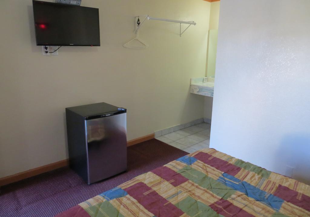 Motel Travel Inn *