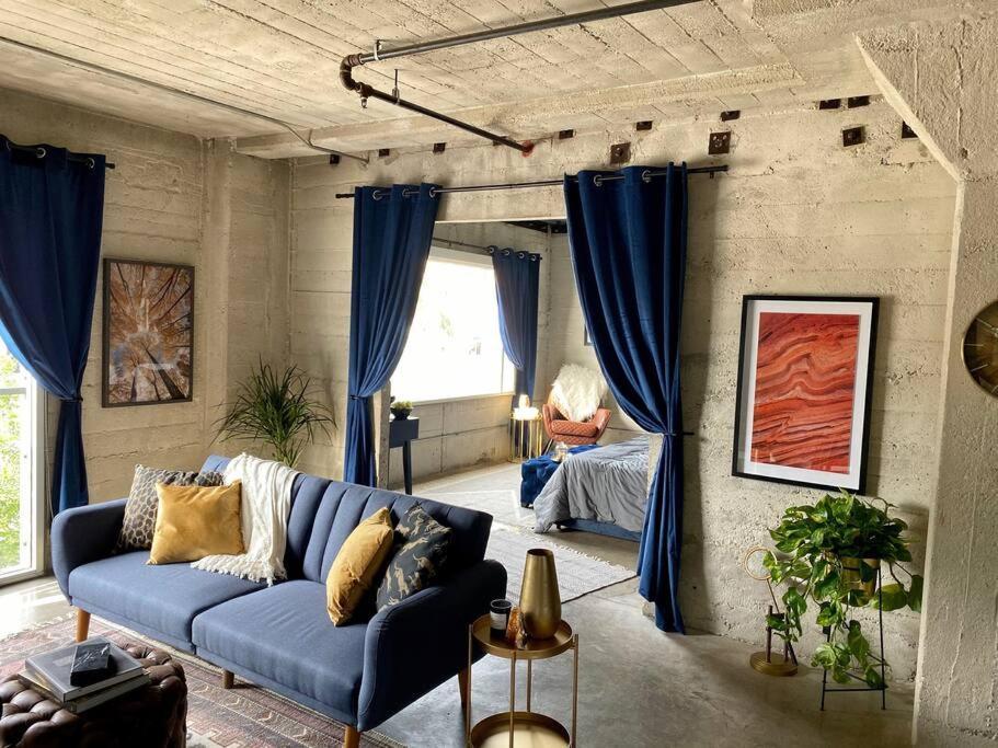 The Navy Loft * Los Angeles